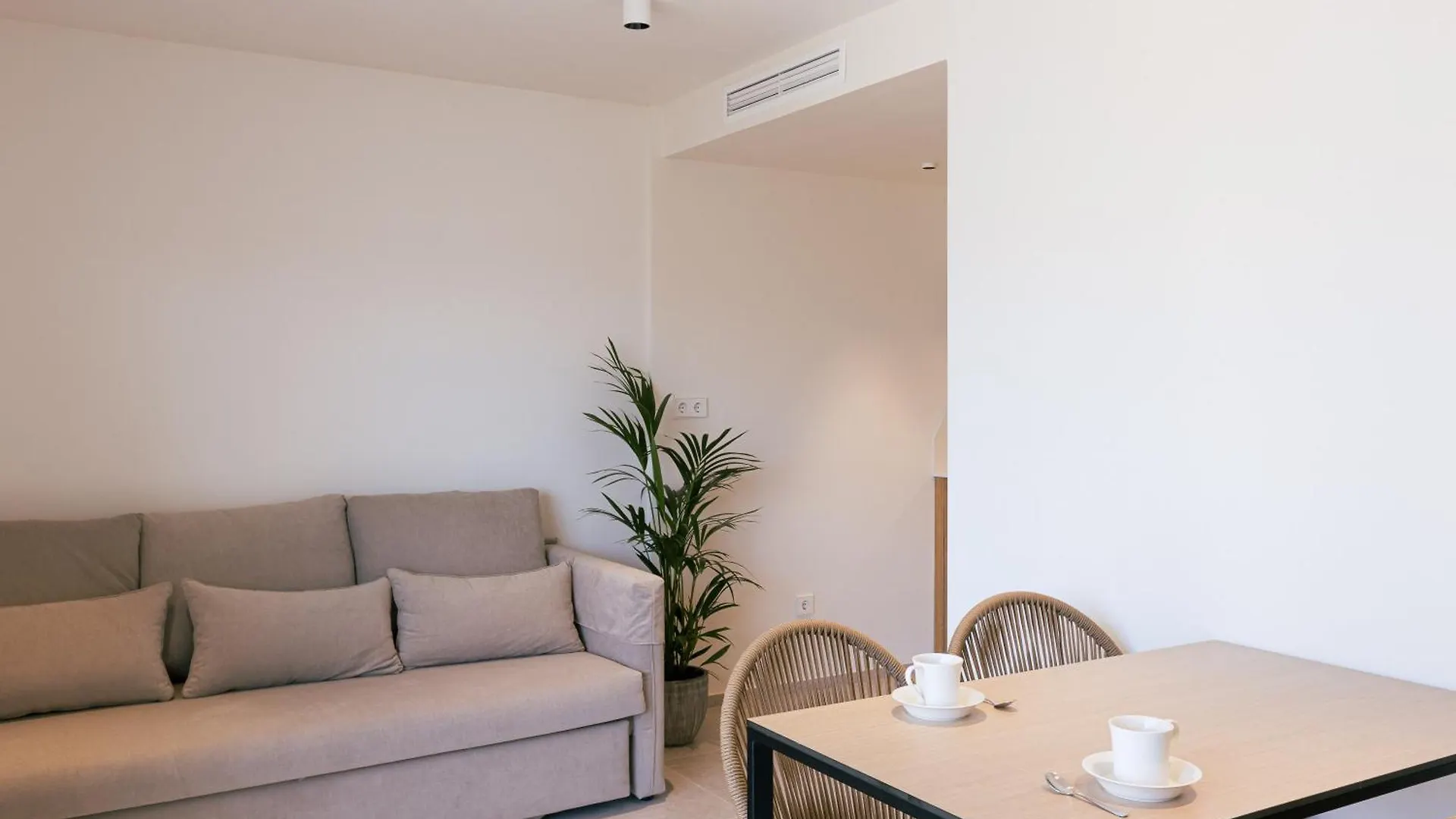 Malacosta A - Mc Apartments Ibiza